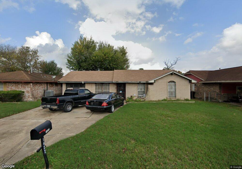 1422 Diplomat Way, Houston, TX 77088 - photo 1