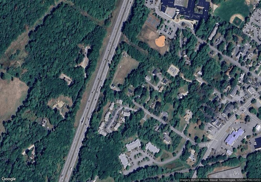 24 Summer St, Freeport, ME 04032 - photo 1