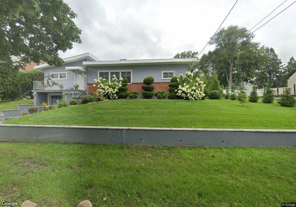156 Roundhill Dr, Yonkers, NY 10710 - photo 1