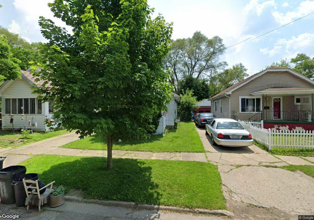 2617 Swayze St, Flint, MI 48503 - photo 1