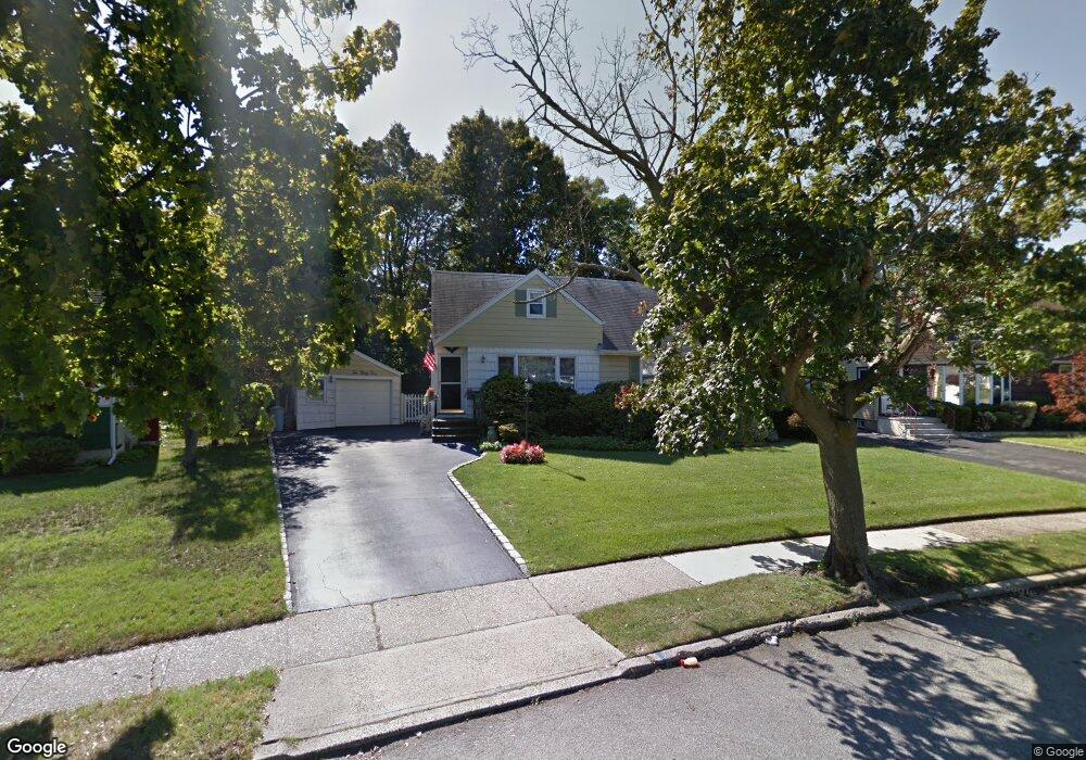 1034 Southern Dr, Franklin Square, NY 11010 - photo 1