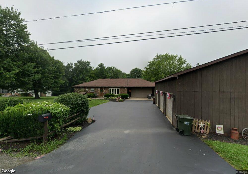 15981 Vale St, East Liverpool, OH 43920 - photo 1