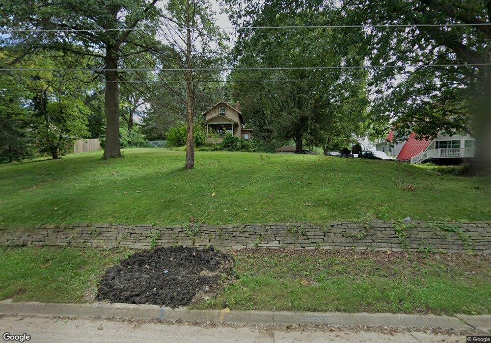 1443 Pioneer Rd, Des Moines, IA 50320 - photo 1