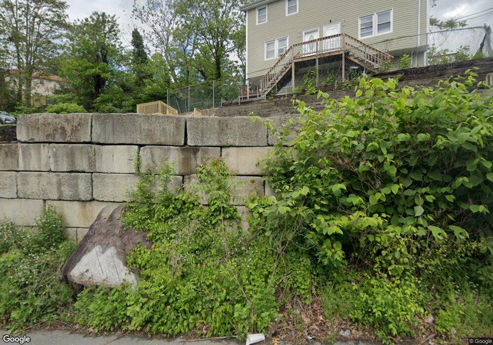 9-11 Hesper St, Lynn, MA 01905 - photo 1