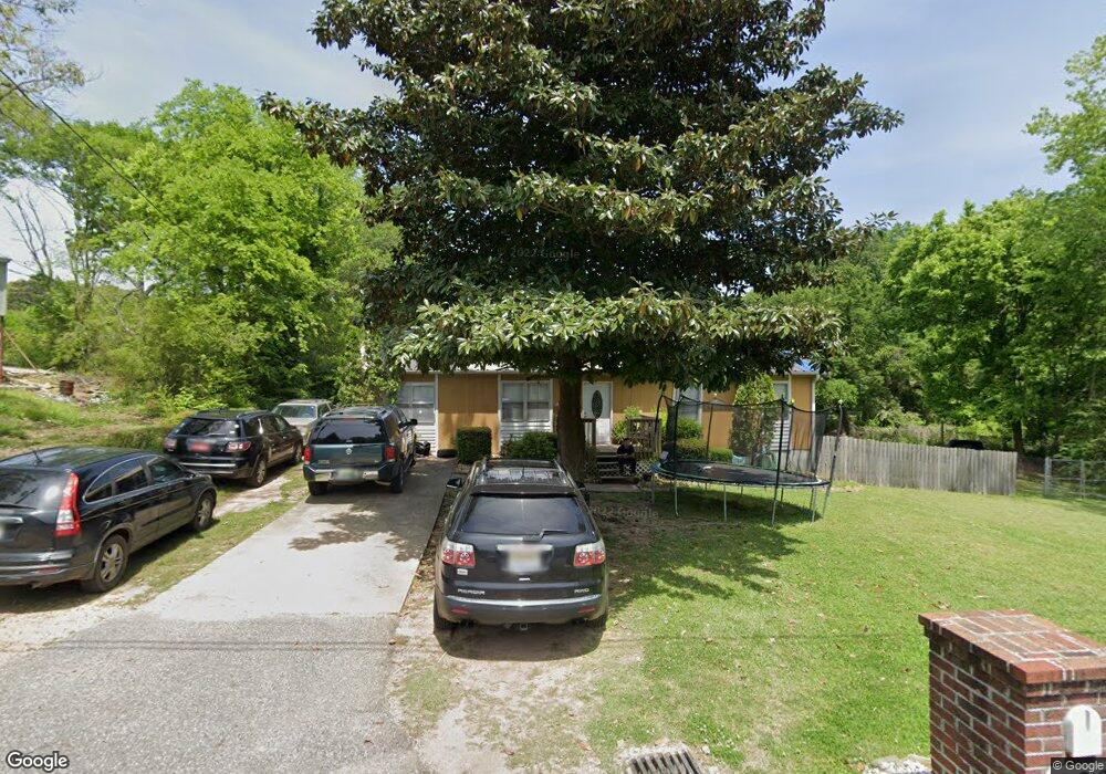 820 Candy Ln NE, Birmingham, AL 35215 - photo 1