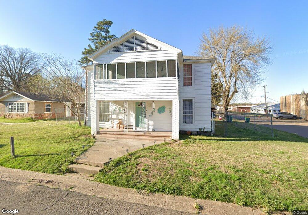 1402 W 10th St, Texarkana, TX 75501 - photo 1