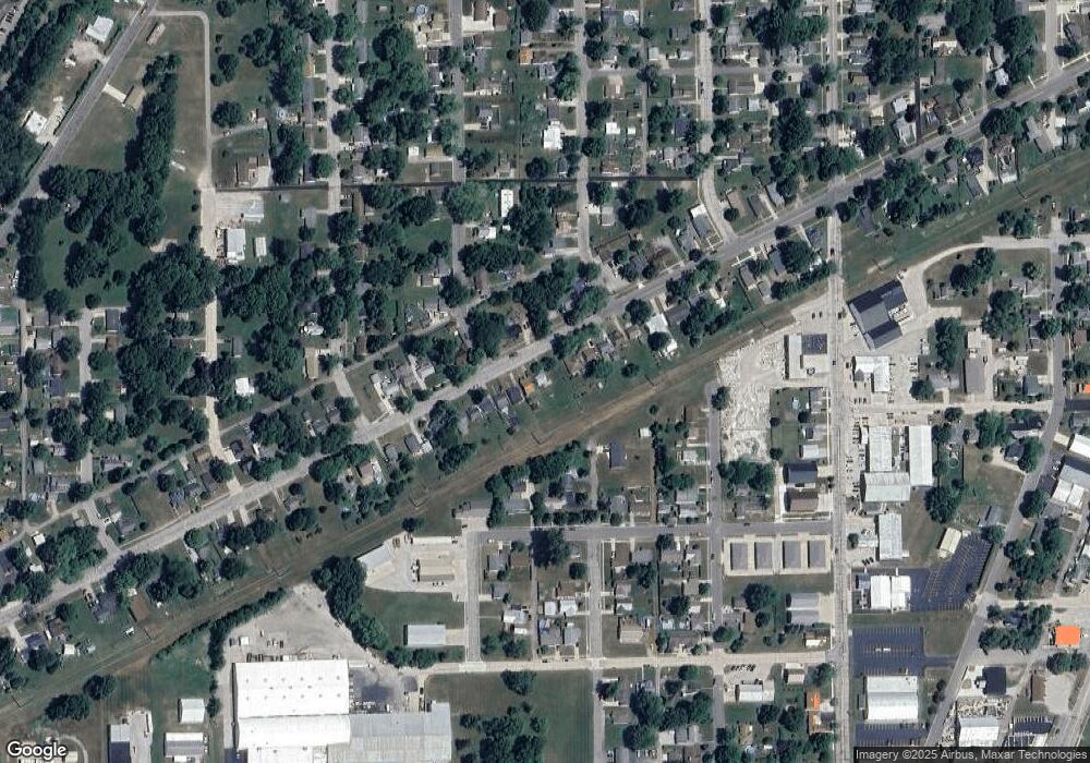 613 W Ensley Ave, Auburn, IN 46706 - photo 1