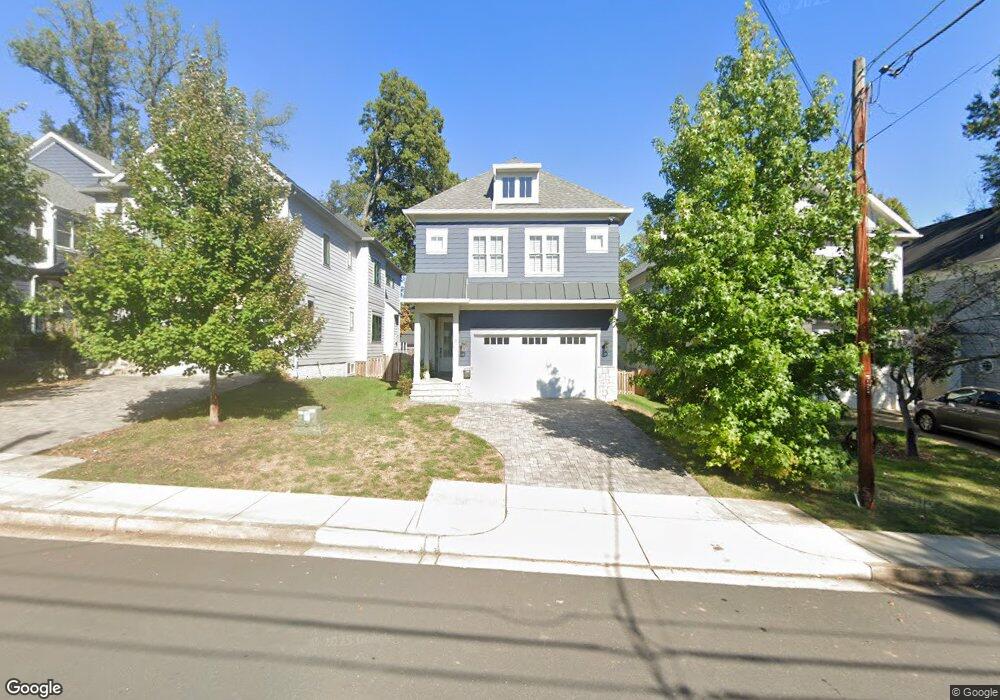 800 Highland Ave, Falls Church, VA 22046 - photo 1