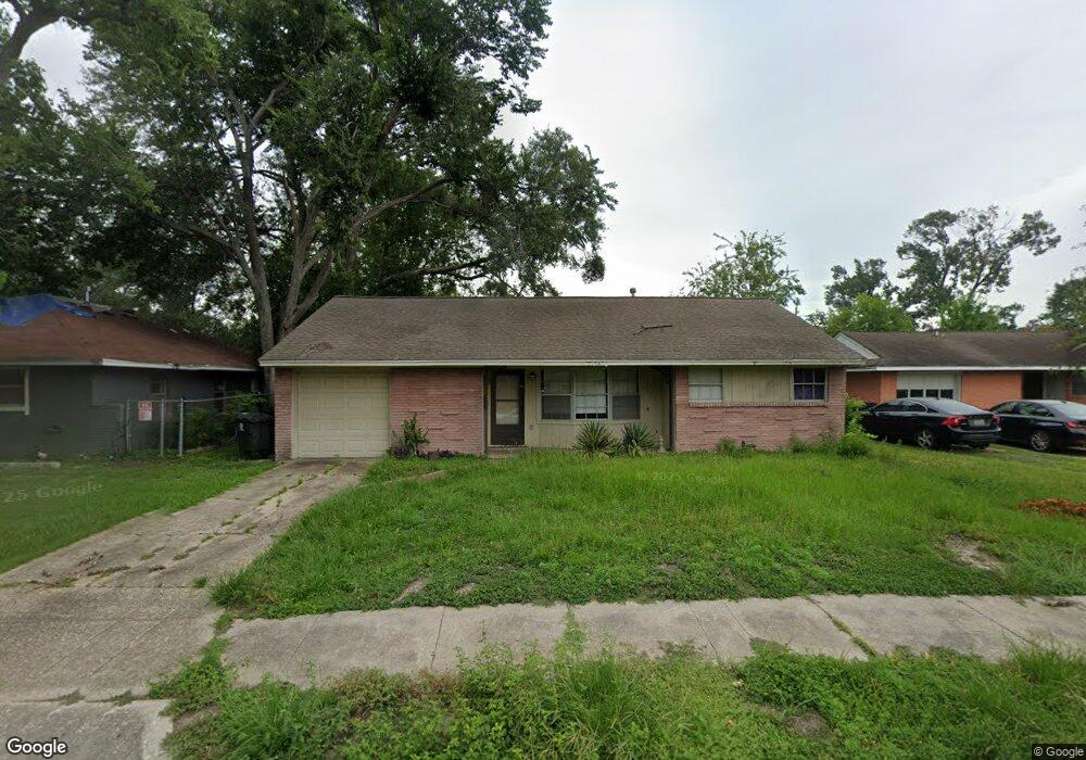 5406 W 43rd St, Houston, TX 77092 - photo 1