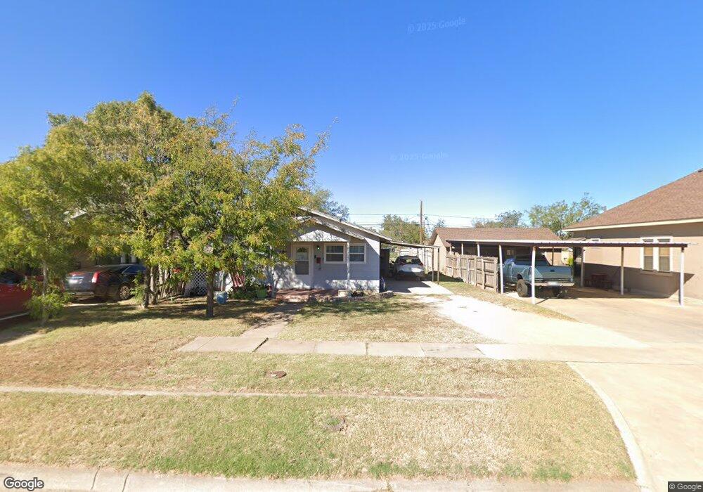 607 E 15th St, Big Spring, TX 79720 - photo 1