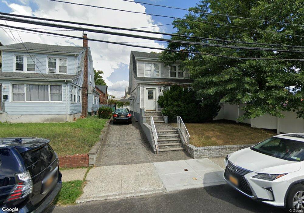 4235 190th St, Flushing, NY 11358 - photo 1