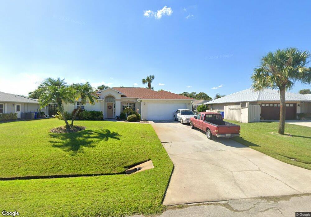 943 Crown St, Sebastian, FL 32958 - photo 1