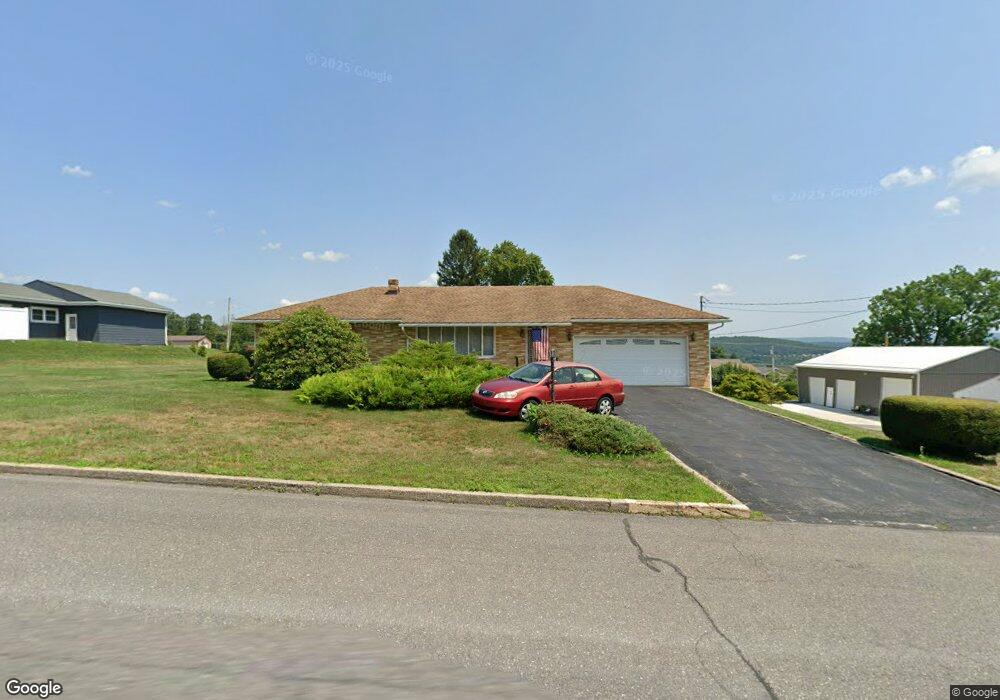 501 N 8th St, Lehighton, PA 18235 - photo 1