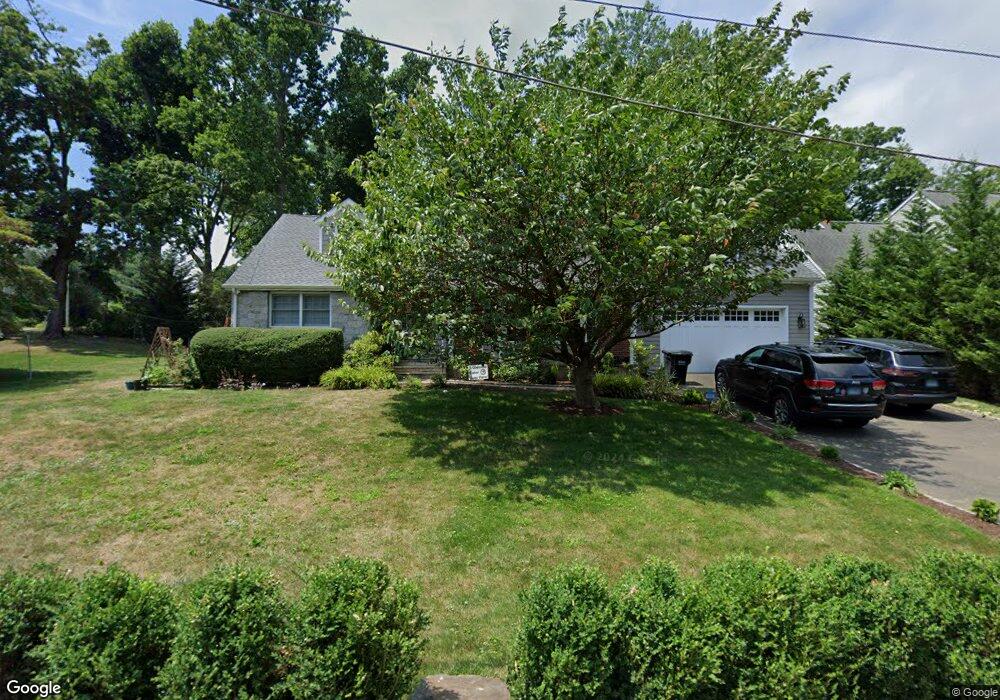 1 Hickory Dr unit 4 1/2, Greenwich, CT 06831 - photo 1