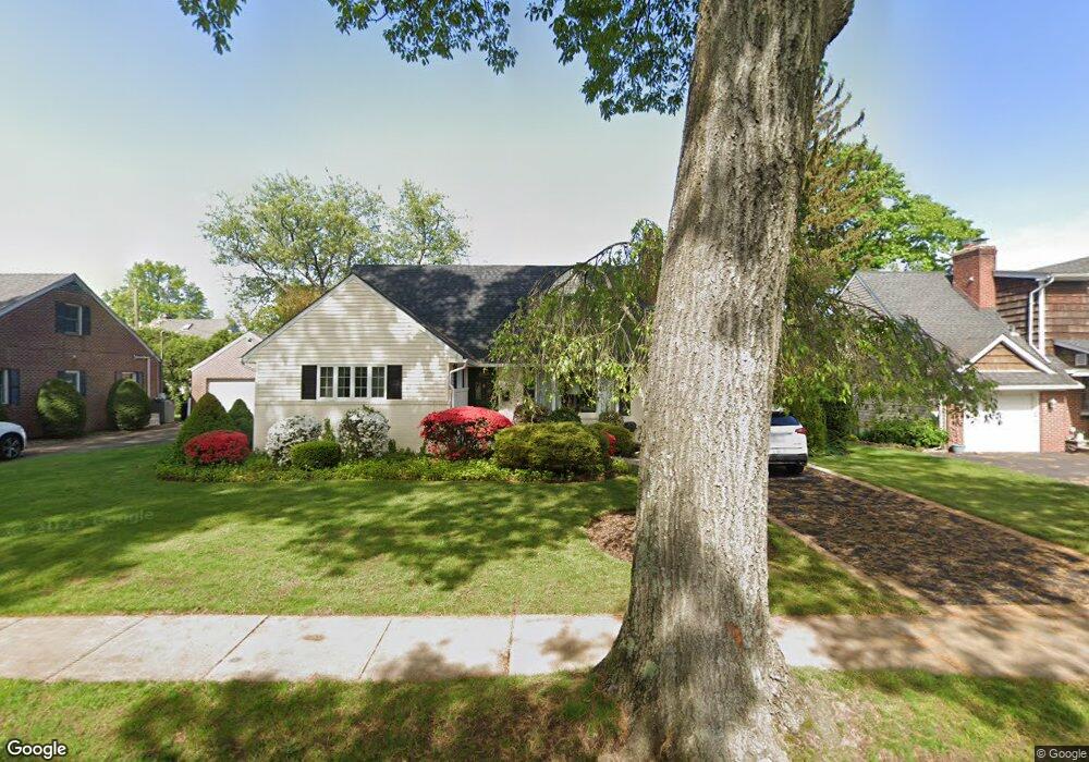 20 Adams St, Garden City, NY 11530 - photo 1