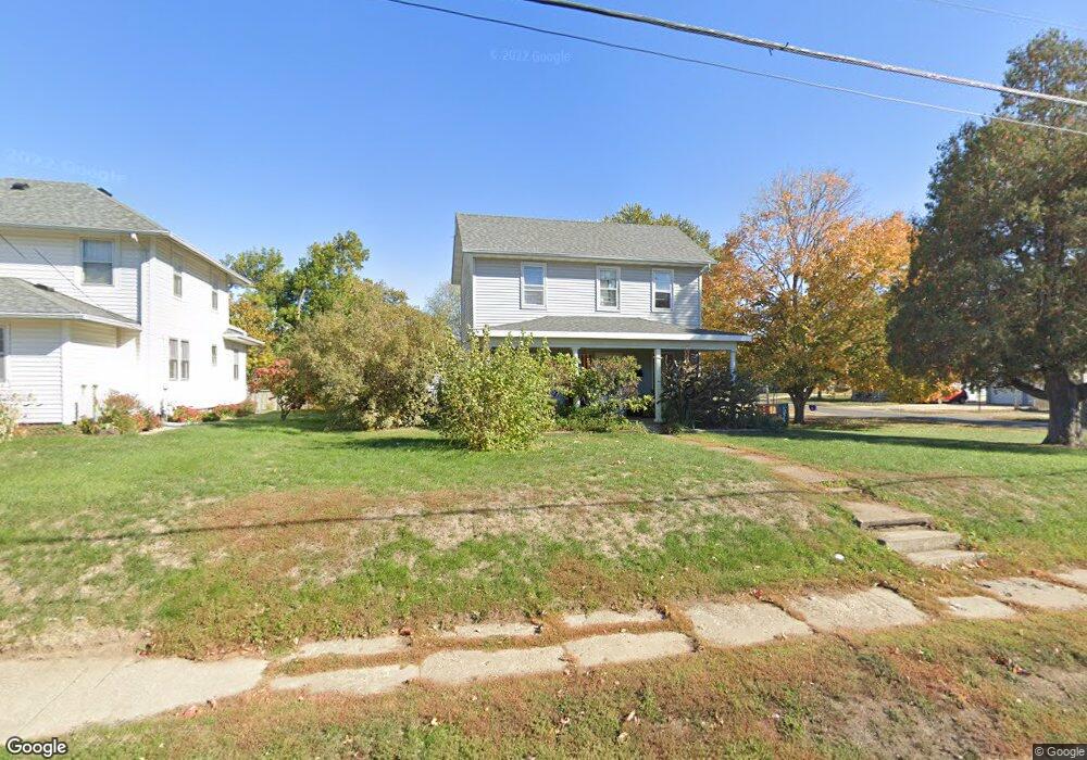 406 E 8th St N, Newton, IA 50208 - photo 1