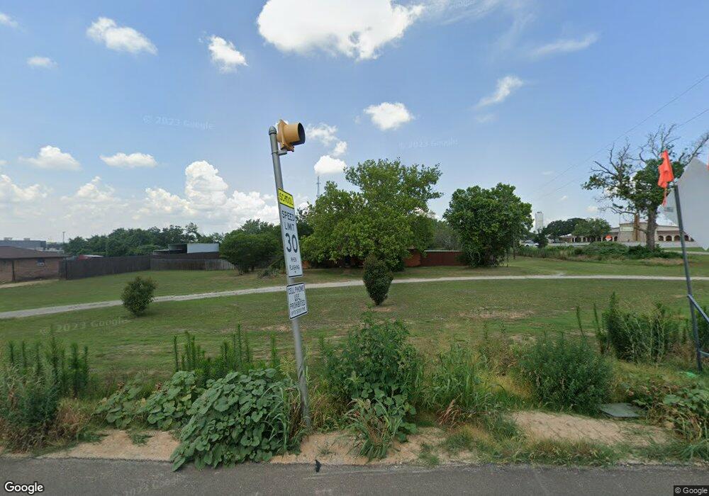 1067 N Main St, Springtown, TX 76082 - photo 1