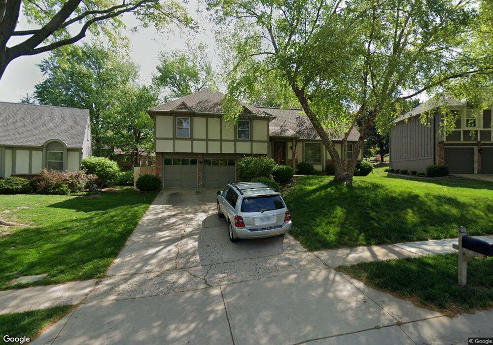 10219 Long St, Lenexa, KS 66215 - photo 1