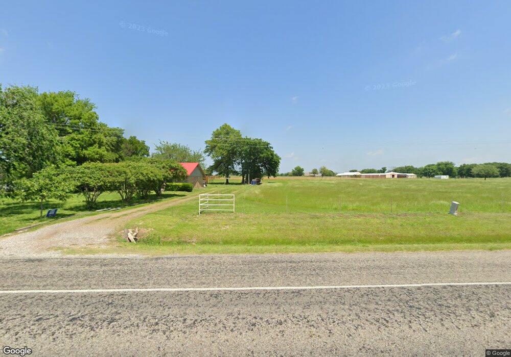 1329 W Main St, Whitesboro, TX 76273 - photo 1