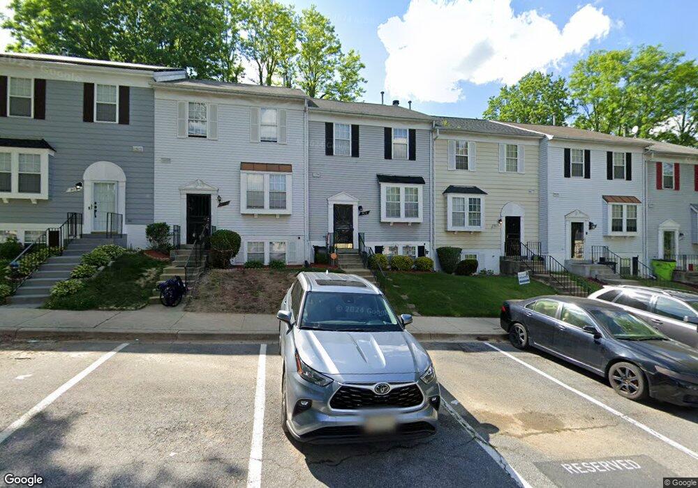 911 Newington Ct, Capitol Heights, MD 20743 - photo 1