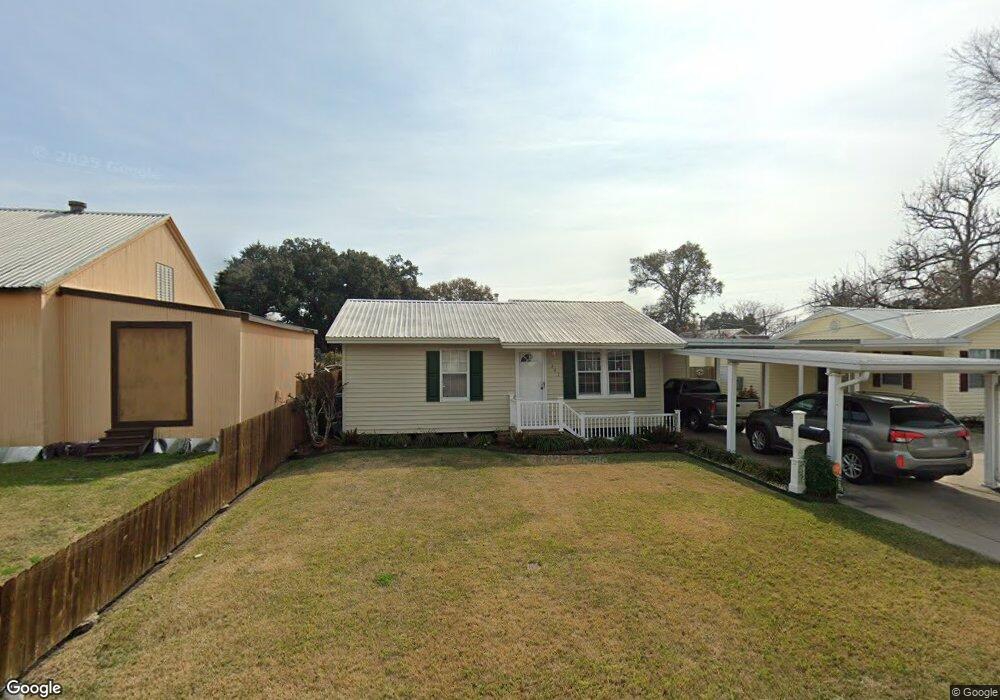 1347 Julia St, New Iberia, LA 70560 - photo 1