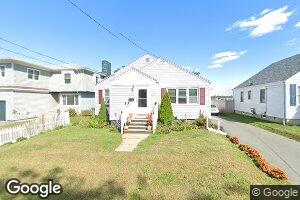 120 Eustis Ave, Newport, RI 02840