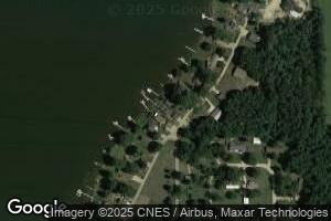 51998 Lake Ave, Three Rivers, MI 49093