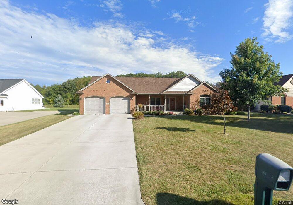 710 Hefner Dr, Lima, OH 45801 - photo 1