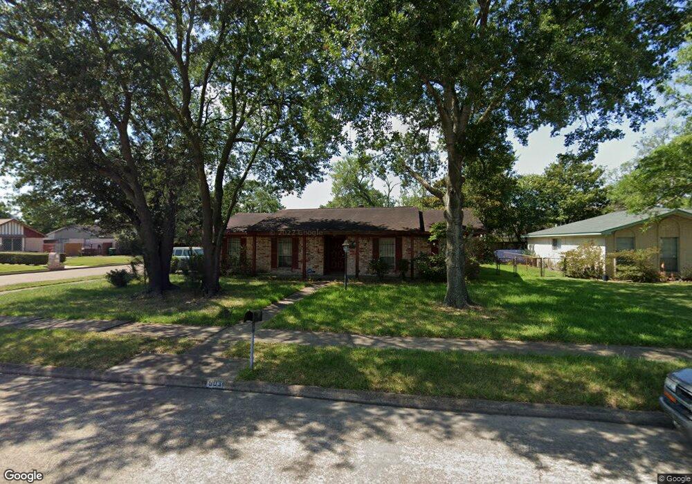903 W Nelda Rd, Houston, TX 77088 - photo 1