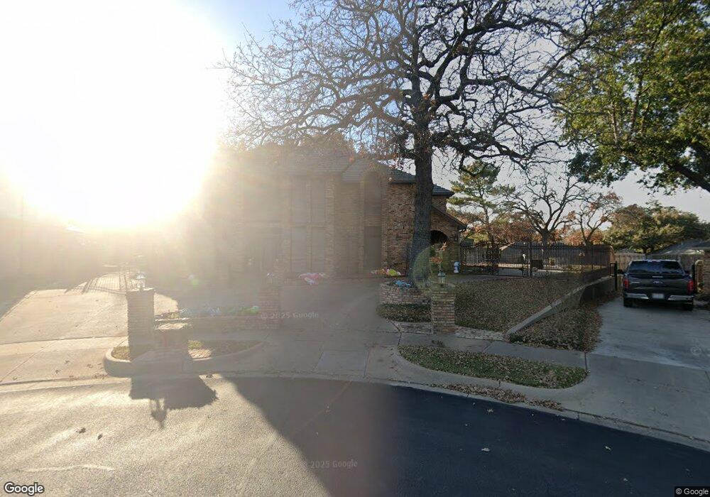 1800 Glenbrook Ct, Bedford, TX 76021 - photo 1