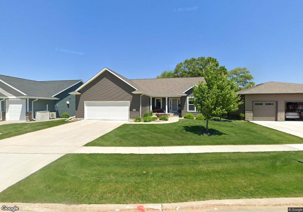 4313 Harvest Ln, Cedar Falls, IA 50613 - photo 1