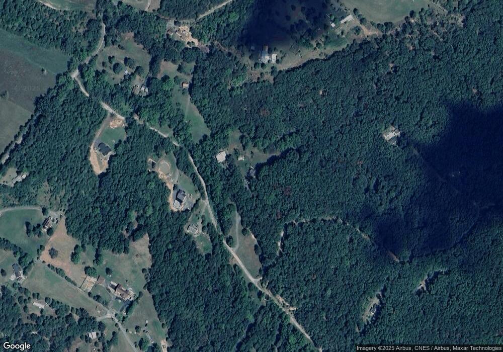 281 Cedar Tree Ln, Moorefield, WV 26836 - photo 1