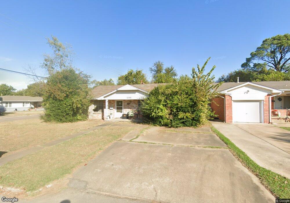 1200 E Charles Dr, Shawnee, OK 74804 - photo 1