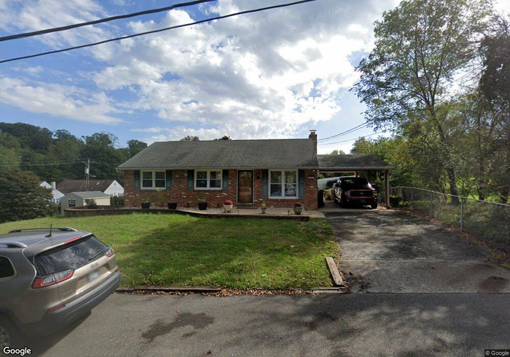 304 Washington Ave, Marshallton, DE 19808 - photo 1