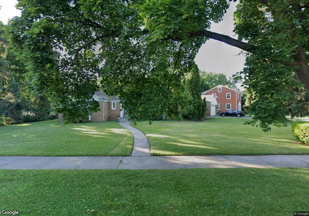 1602 Montclair Ave, Flint, MI 48503 - photo 1