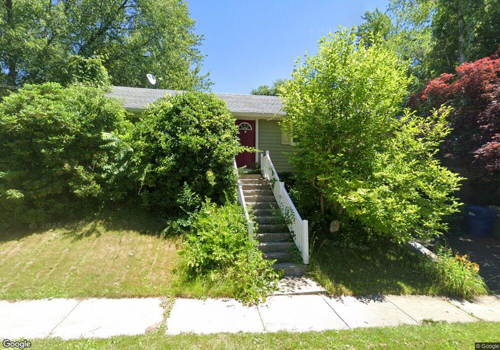 195 Tobey Ave, Windsor, CT 06095 - photo 1