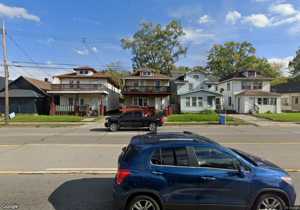 1711 S Cedar St, Lansing, MI 48910 - photo 1