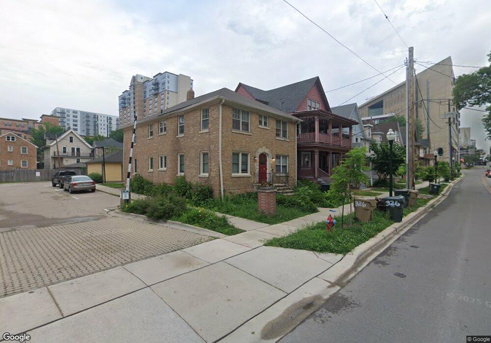 324 W Wilson St unit 12, Madison, WI 53703 - photo 1