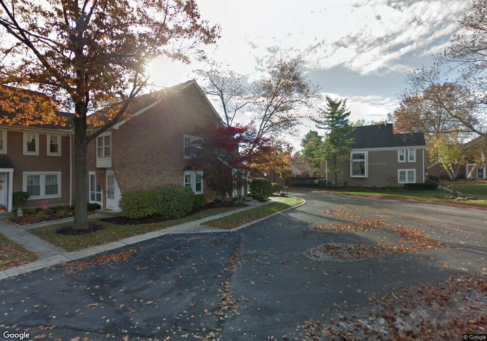 5583 Chowning Way, Columbus, OH 43213 - photo 1