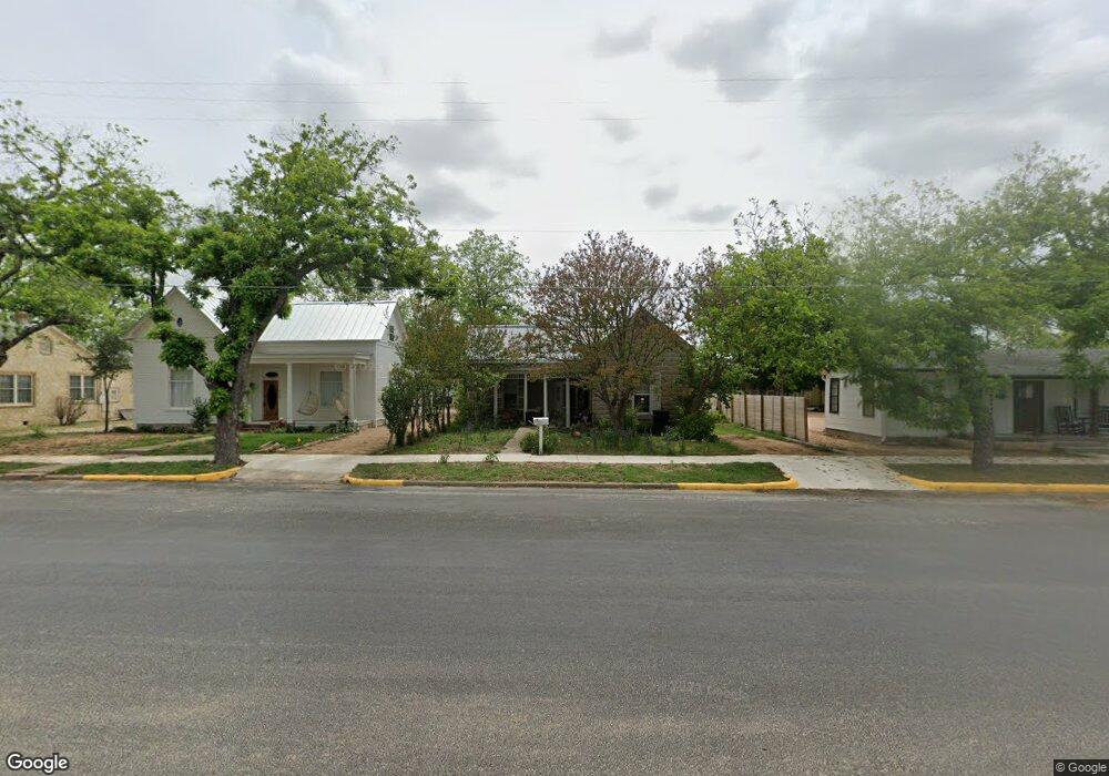 315 W Austin St, Fredericksburg, TX 78624 - photo 1