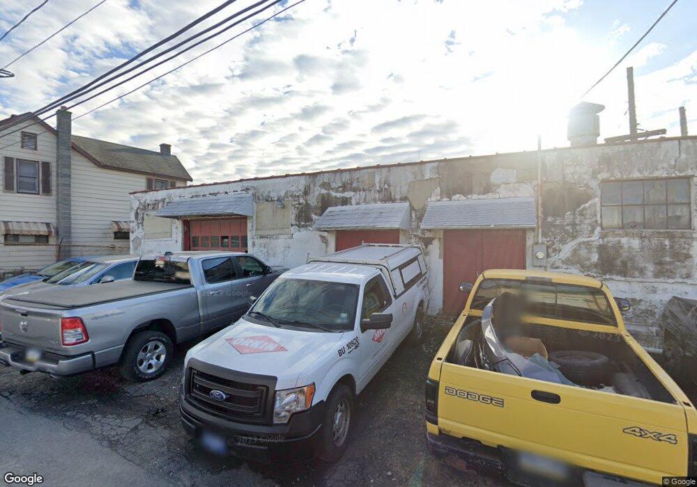 281 S River St Ll unit Room 1 Dean, Wilkes-Barre, PA 18702 - photo 1