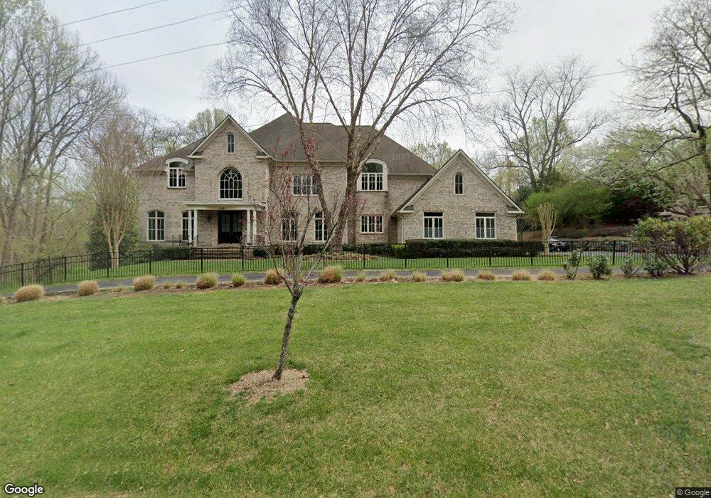 981 Spring Hill Rd, McLean, VA 22102 - photo 1