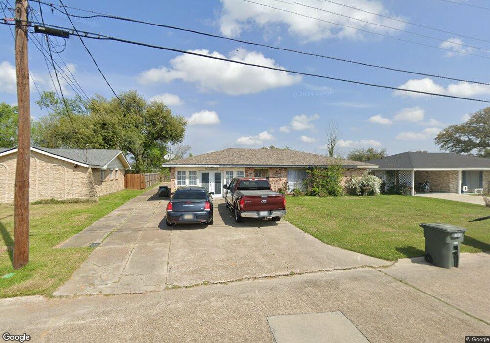1125 N Elton Ct, Lake Charles, LA 70607 - photo 1