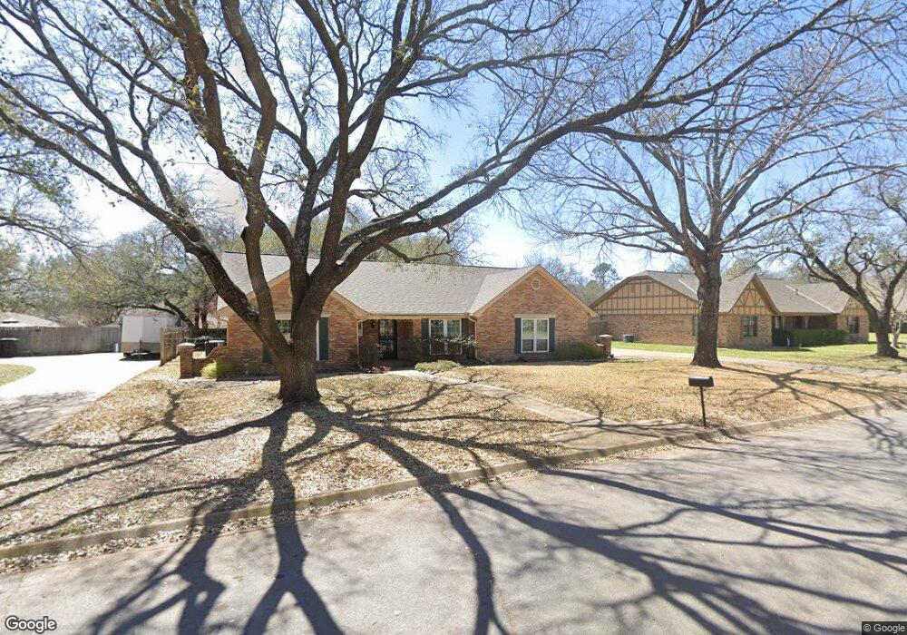 807 Shady Creek Ct, Cleburne, TX 76033 - photo 1