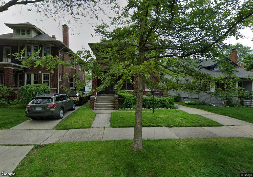 1126 Beaconsfield Ave unit 1128, Grosse Pointe Park, MI 48230 - photo 1