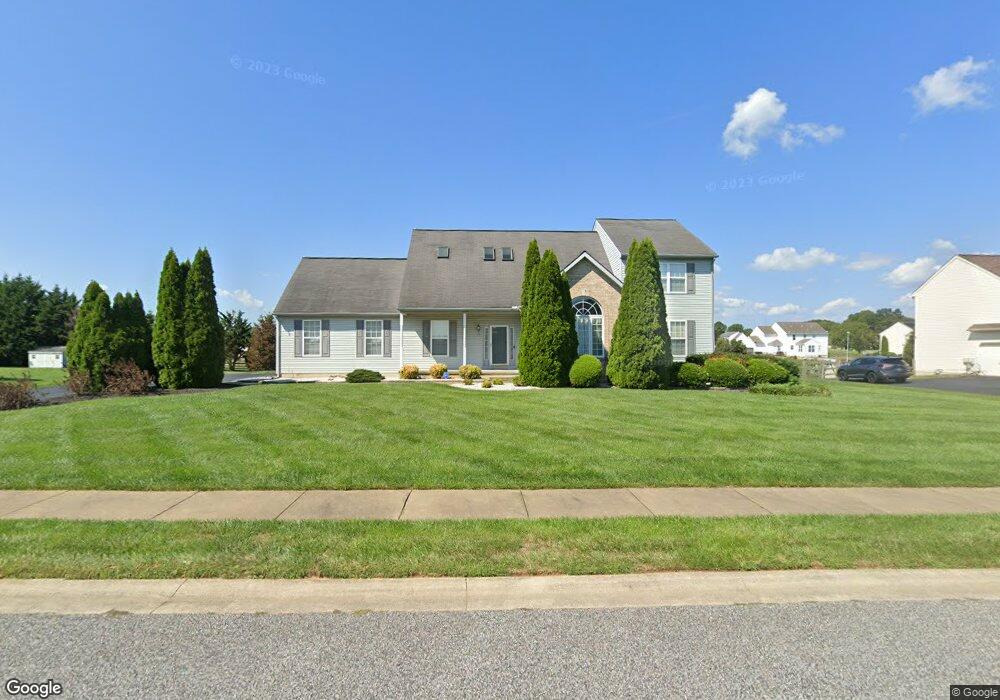 221 E Harvest Dr, New Castle, DE 19720 - photo 1