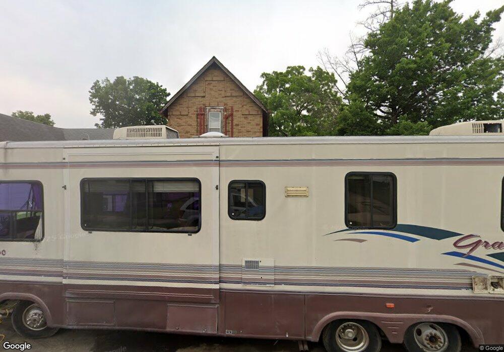 2015 Noble St, Anderson, IN 46016 - photo 1