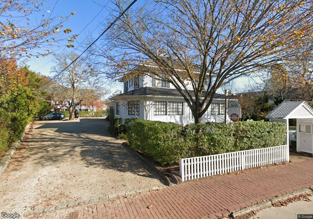 137 Upper Main St, Edgartown, MA 02539 - photo 1