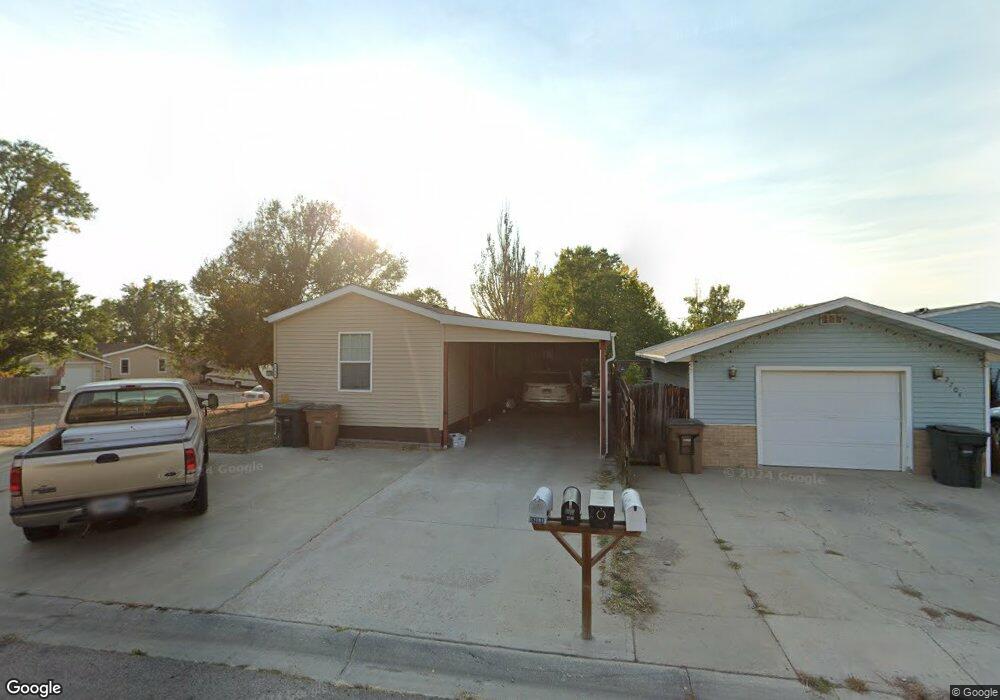 2706 Kristan Ave, Gillette, WY 82718 - photo 1