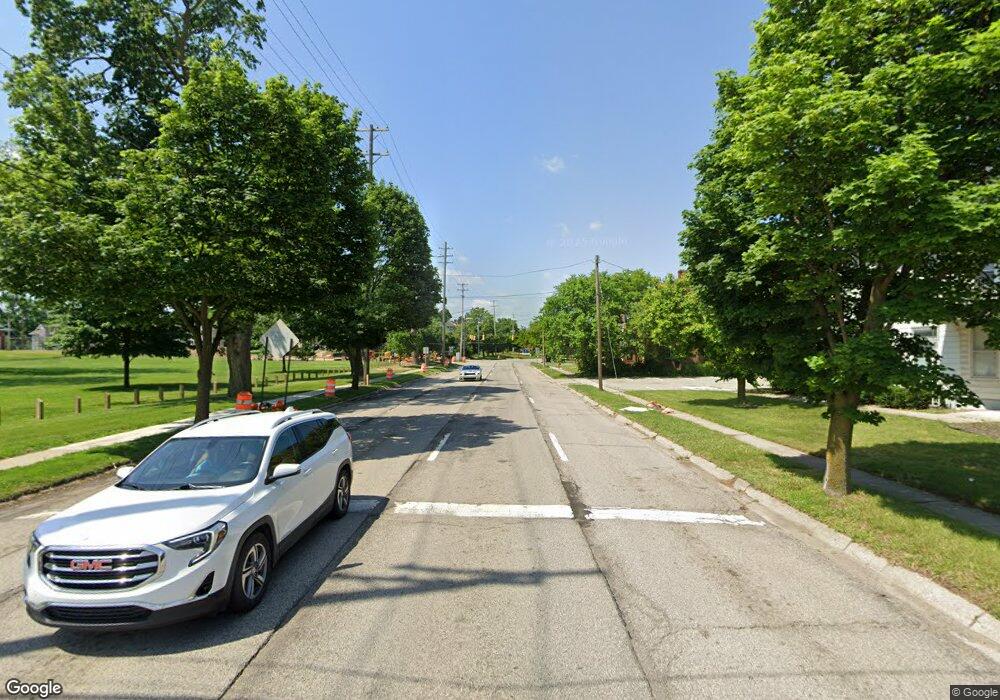 311 W 5th St unit 2, Flint, MI 48503 - photo 1